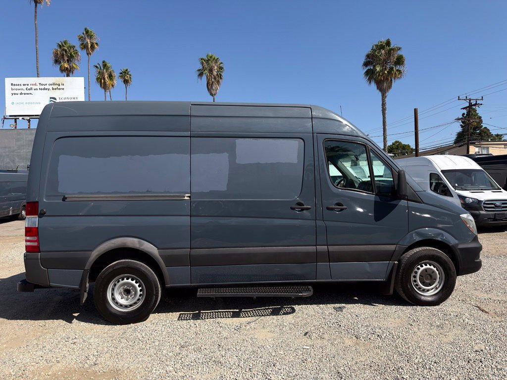 Used 2018 Mercedes-Benz Sprinter 2500 image 4
