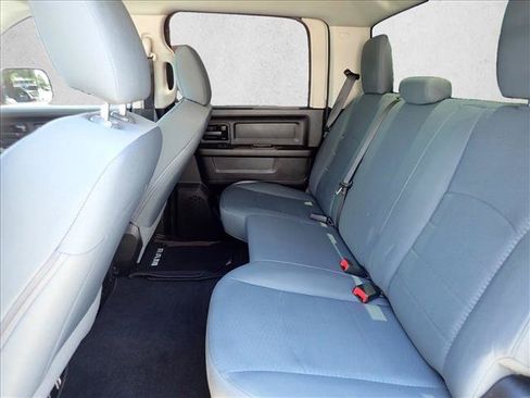 Used 2018 RAM 2500 Tradesman w/ Chrome Appearance Group AWD/4WD image 8