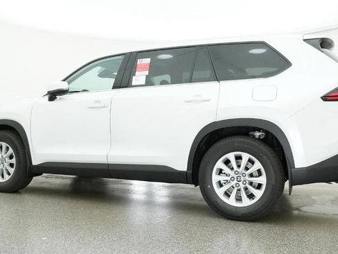 New 2026 Toyota Grand Highlander XLE image 57
