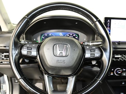 Used 2023 Honda Accord Touring image 19