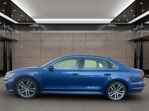Used 2017 Volkswagen Passat 1.8T R-Line image 5