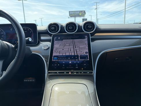 Used 2024 Mercedes-Benz C 300 4MATIC Sedan image 25