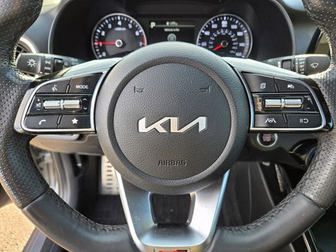 Certified 2023 Kia Forte GT-Line image 23