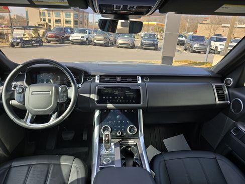 Used 2019 Land Rover Range Rover Sport HSE image 18