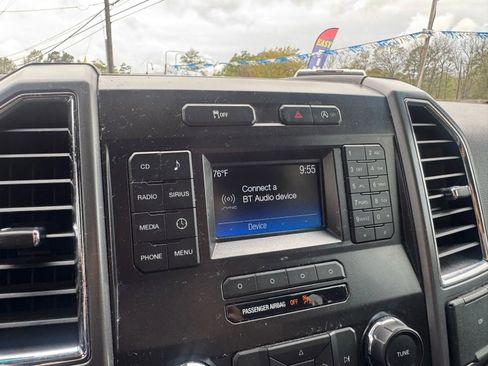 Used 2015 Ford F150 XLT w/ Equipment Group 301A Mid image 19