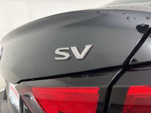 Used 2024 Nissan Altima 2.5 SV image 4