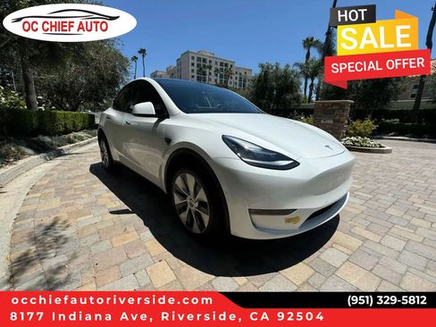 Used 2021 Tesla Model Y Long Range AWD/4WD image 1