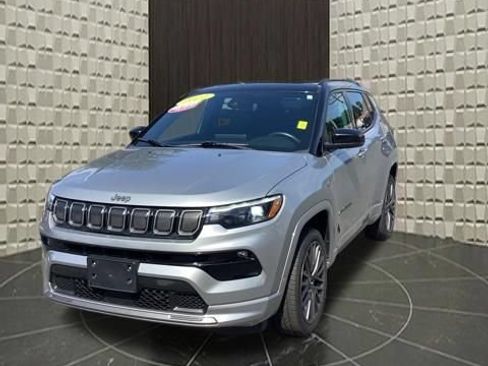 Certified 2022 Jeep Compass High Altitude AWD/4WD image 11