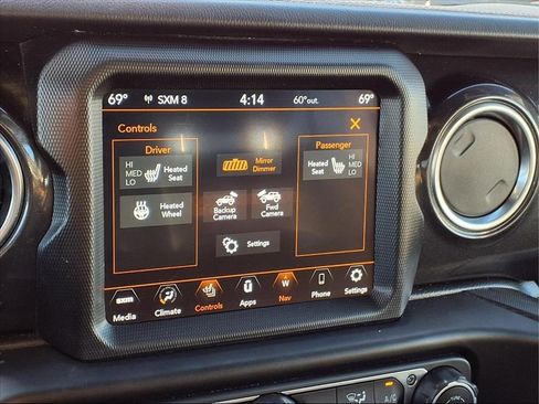 Used 2022 Jeep Wrangler Unlimited Rubicon w/ Trailer Tow Package image 32