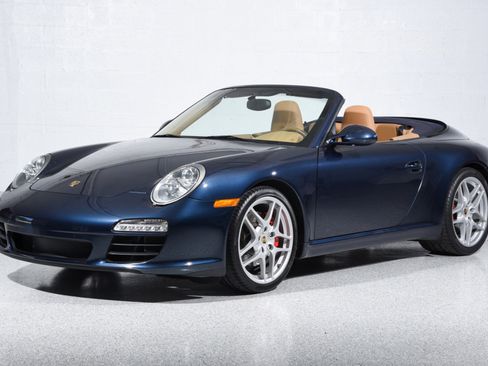 Used 2012 Porsche 911 Carrera S RWD image 2