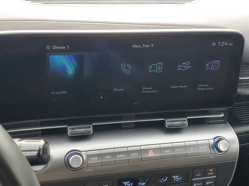 Used 2025 Hyundai Kona SEL image 21