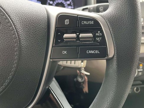 Used 2020 Kia Sorento LX image 32