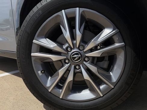 Used 2025 Acura ADX FWD image 9