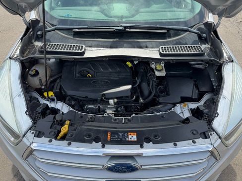 Used 2017 Ford Escape SE FWD image 23