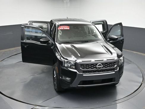 Used 2025 Nissan Frontier SV w/ SV Convenience Package RWD image 43