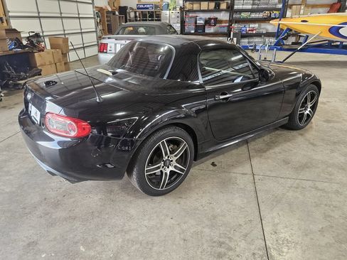 Used 2010 MAZDA MX-5 Miata Grand Touring w/ Premium Pkg RWD image 8