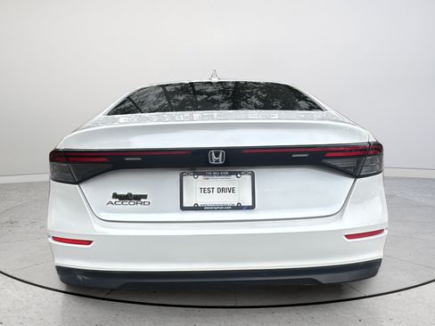 Used 2023 Honda Accord LX image 8
