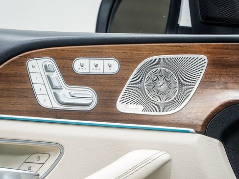 Used 2024 Mercedes-Benz GLE 450 4MATIC image 29