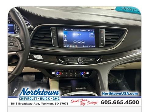 Used 2023 Buick Enclave Essence w/ Experience Buick Package image 17