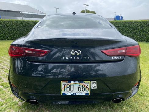 Used 2017 INFINITI Q60 3.0t Sport RWD image 6
