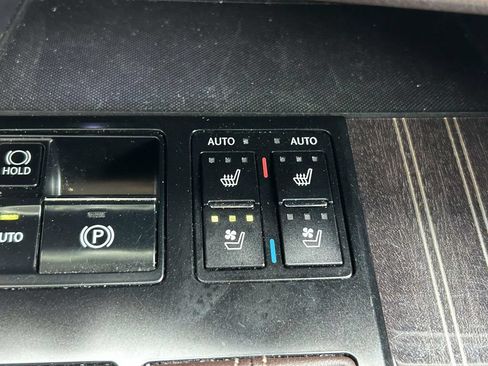 Used 2017 Lexus RX 350 FWD w/ Luxury Package image 16