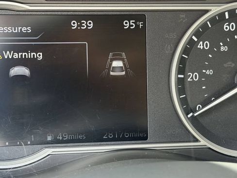Used 2025 Nissan Versa SV w/ Trunk Package FWD image 12