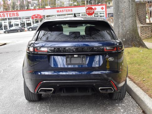 Used 2023 Land Rover Range Rover Velar R-Dynamic S image 7