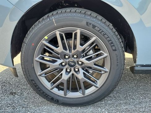 New 2027 Ford Expedition Platinum w/ Driver's Package RWD image 6