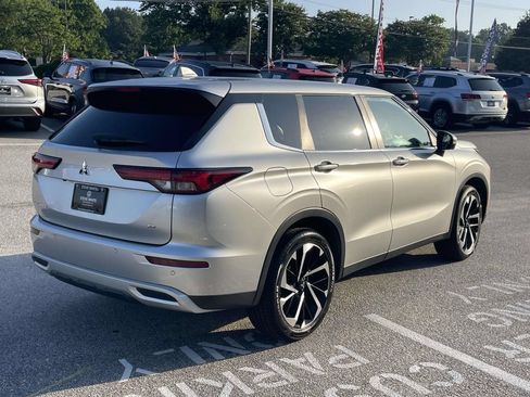 Used 2022 Mitsubishi Outlander SE FWD image 7