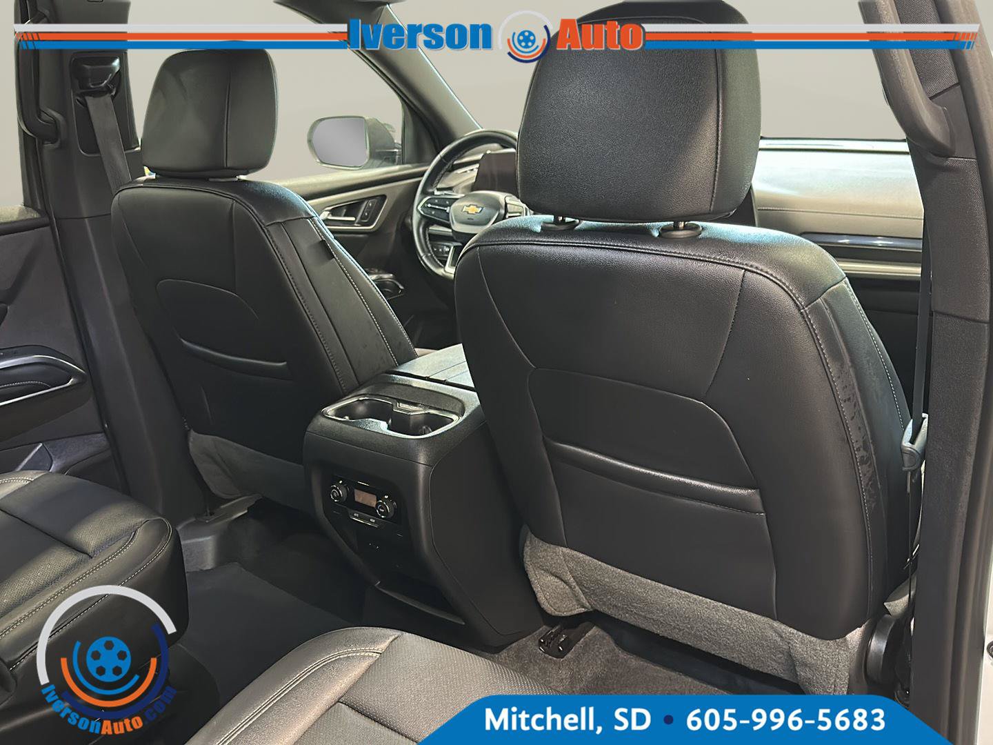 Used 2026 Chevrolet Traverse LT AWD/4WD image 29