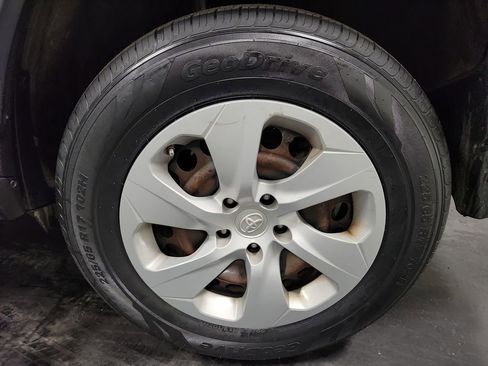 Used 2019 Toyota RAV4 LE w/ All Weather Liner Package image 10