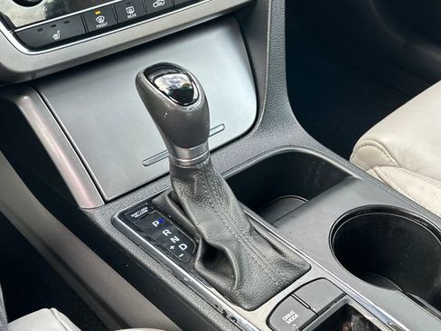 Used 2017 Hyundai Sonata Sport w/ Value Edition Package 02 image 27