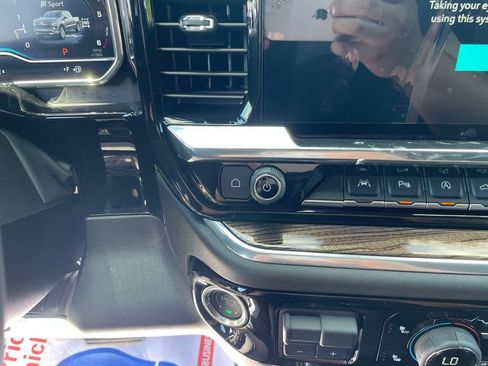 New 2025 Chevrolet Silverado 1500 RST w/ Convenience Package II image 42