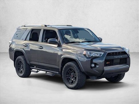 Used 2022 Toyota 4Runner SR5 image 3