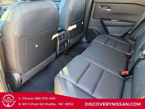 Certified 2025 Nissan Rogue SV w/ SV Premium Package image 30