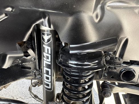 Used 2021 Jeep Gladiator Overland image 28