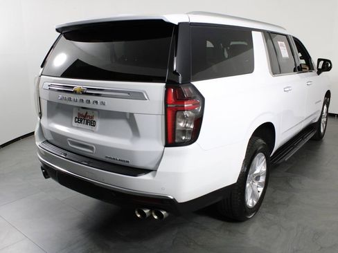 Used 2024 Chevrolet Suburban Premier RWD image 15