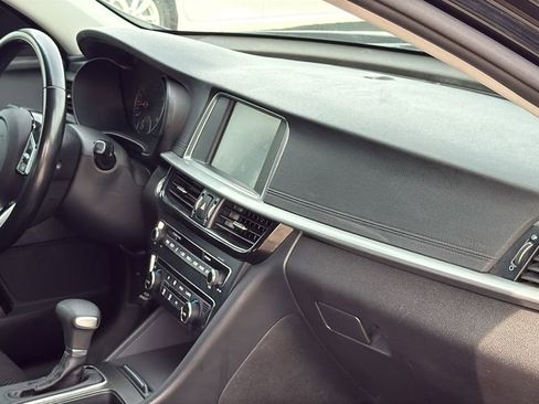 Used 2019 Kia Optima S w/ S Panoramic Sunroof Package FWD image 30