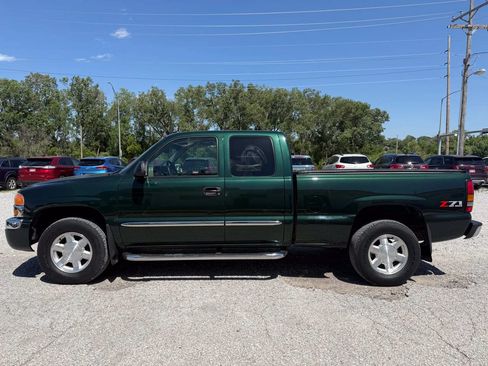 Used 2004 GMC Sierra 1500 SLT w/ Light Duty Power Package AWD/4WD image 6