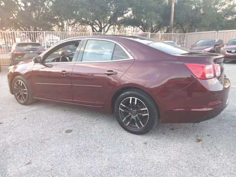 Used 2016 Chevrolet Malibu LT w/ Power Convenience Package image 5