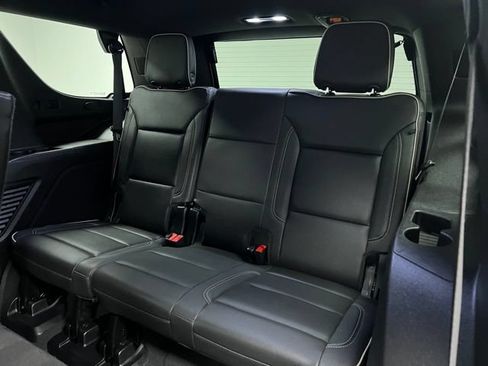 Used 2024 GMC Yukon SLT AWD/4WD image 48