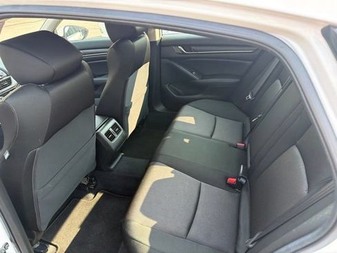 Used 2020 Honda Accord EX image 7