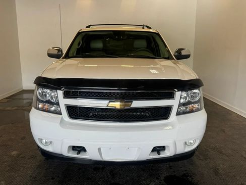 Used 2007 Chevrolet Avalanche LTZ w/ LTZ Preferred Equipment Group AWD/4WD image 2