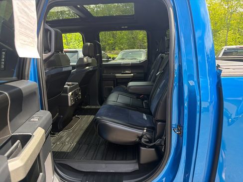 Used 2019 Ford F150 Raptor w/ Equipment Group 802A Luxury AWD/4WD image 27