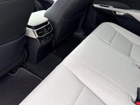 New 2026 Lexus RX 350h AWD/4WD image 17