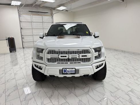 Used 2019 Ford F150 Raptor w/ Equipment Group 802A Luxury AWD/4WD image 3