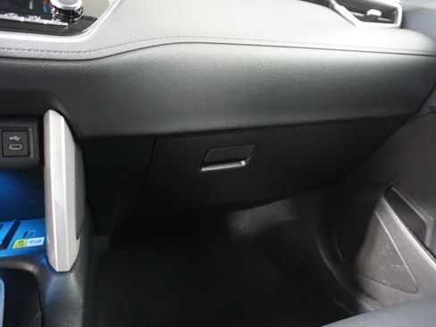 Used 2023 Toyota Corolla Cross XLE image 19