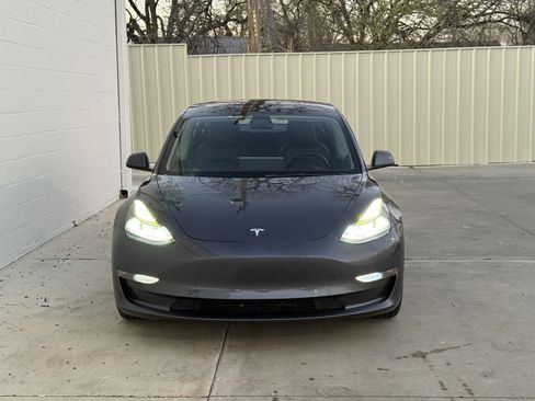 Used 2022 Tesla Model 3 Long Range image 2