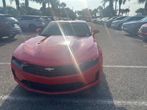 Used 2022 Chevrolet Camaro LT RWD image 5