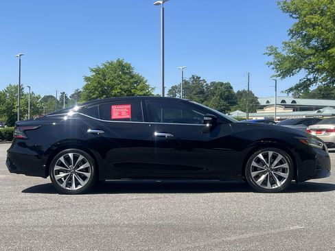 Used 2023 Nissan Maxima Platinum w/ Sport Mat Group FWD image 27
